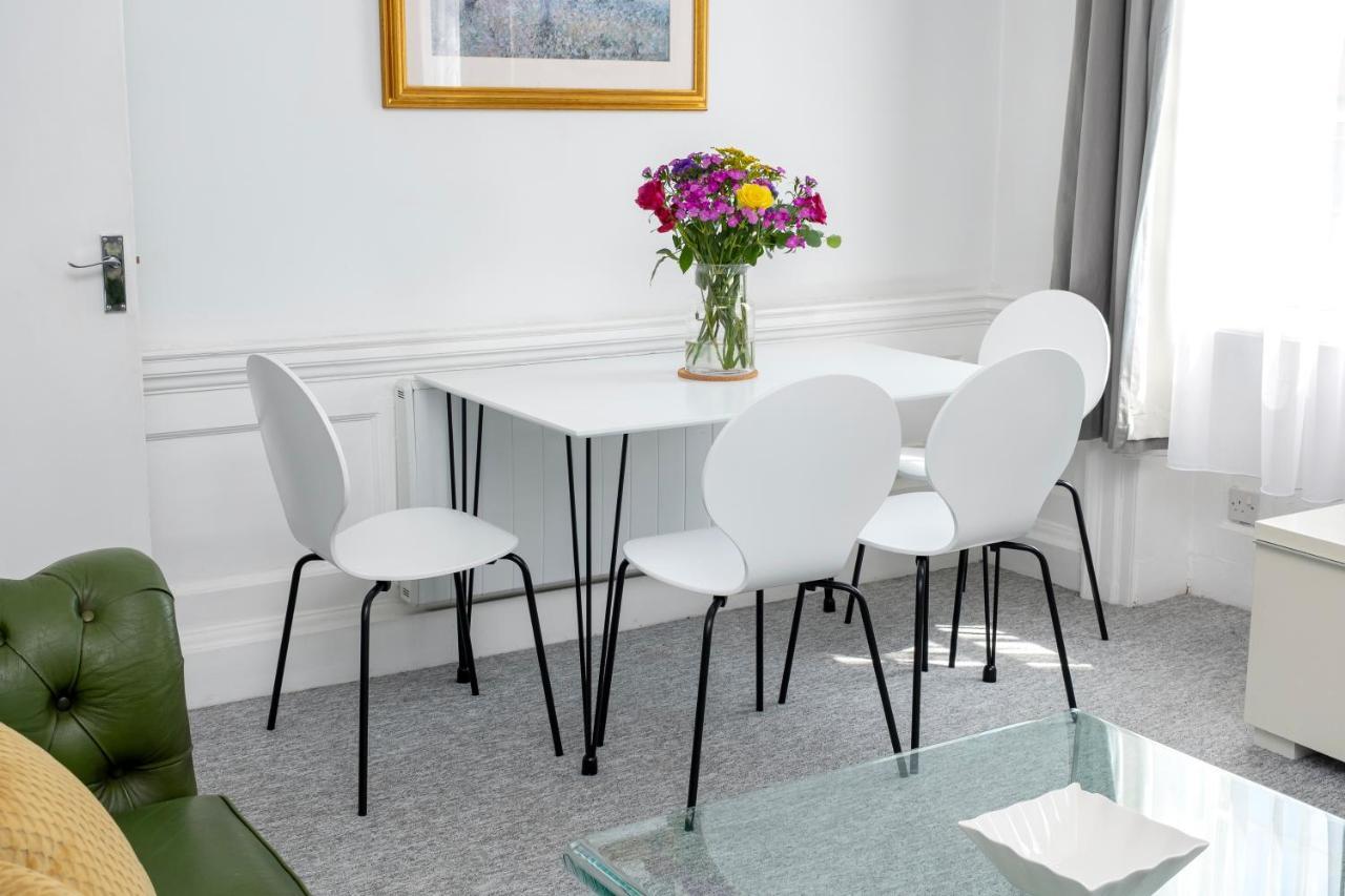 באת' Super City Centre Apartment - Two Bedrooms, Perfect Location מראה חיצוני תמונה